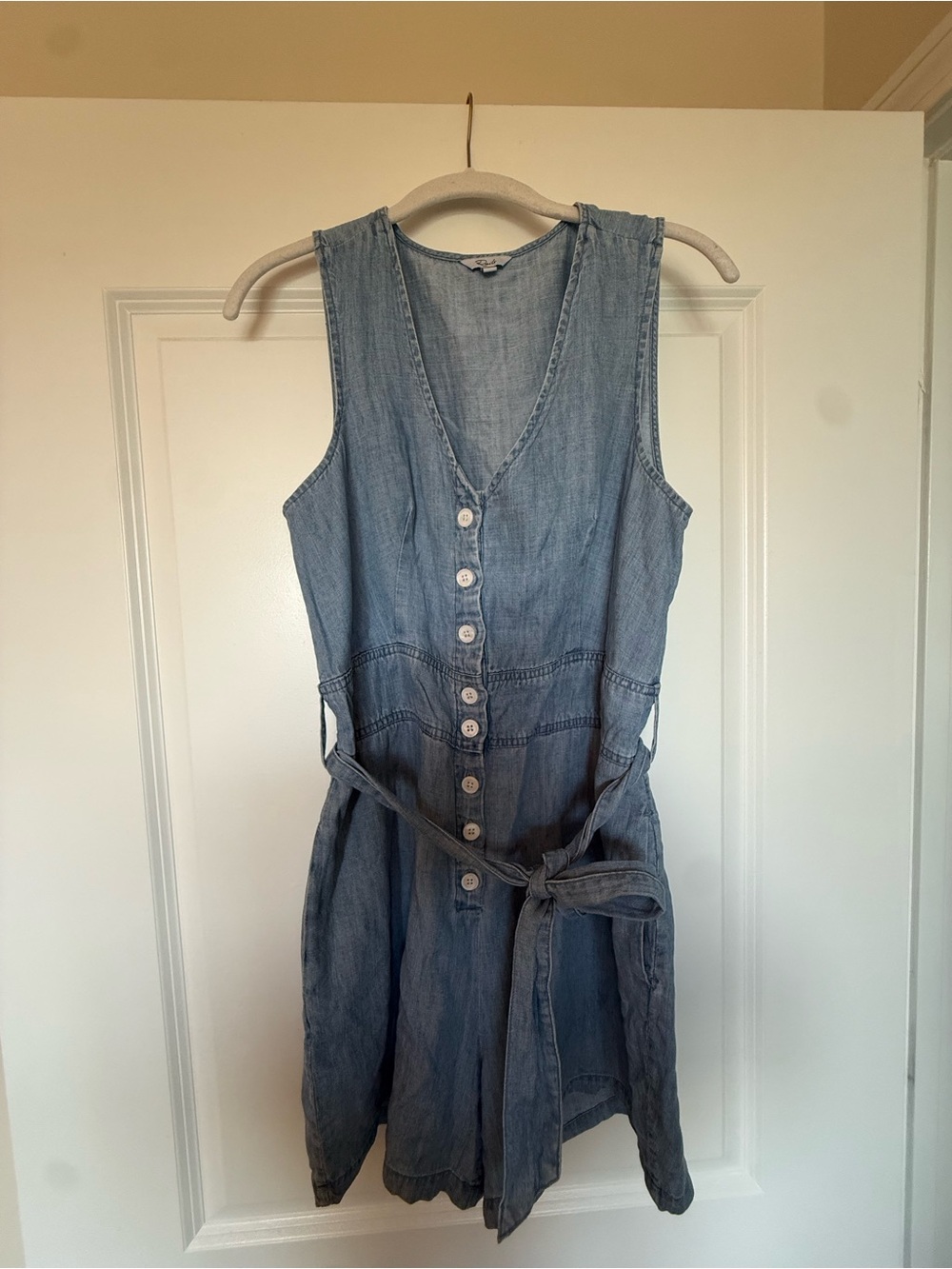 Rails Light Blue Denim Sleeveless Button-Front Mini Dress with Tie